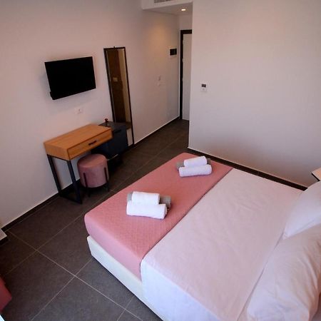 Blue Eye Hotel Ksamil Kültér fotó